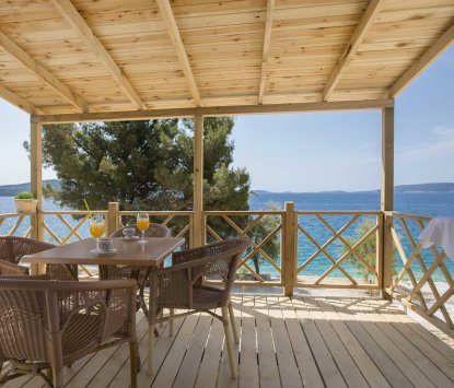 Mobilhaus Kroatien Amadria Park Camping Trogir Superior Belvedere 4+2