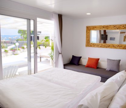 Mobile home Slovenia Barbara Beach Hotel & Spa Beach House